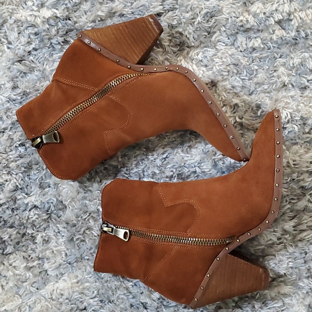 Chinese Laundry Cowboy Bootie